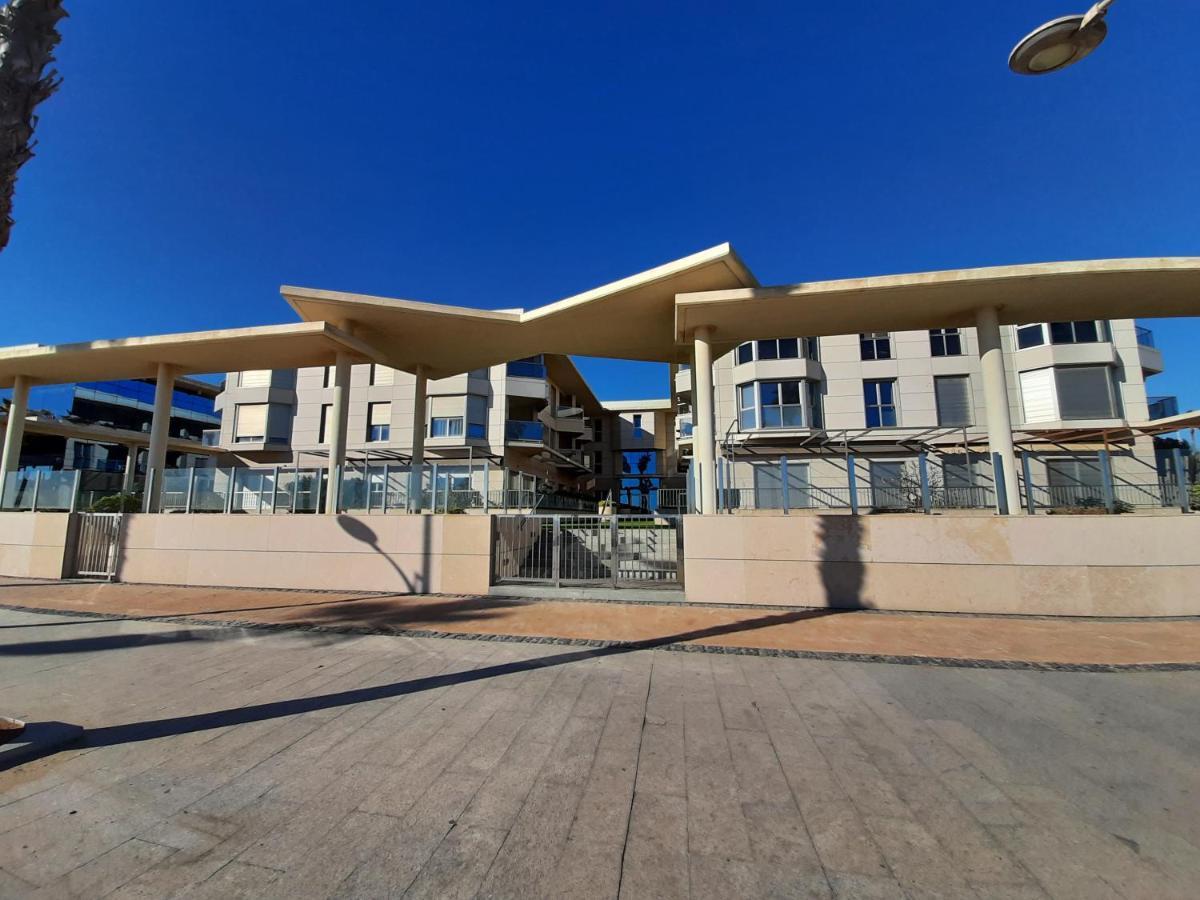 Fivestepstosea - Beach Apartment Valenza Esterno foto