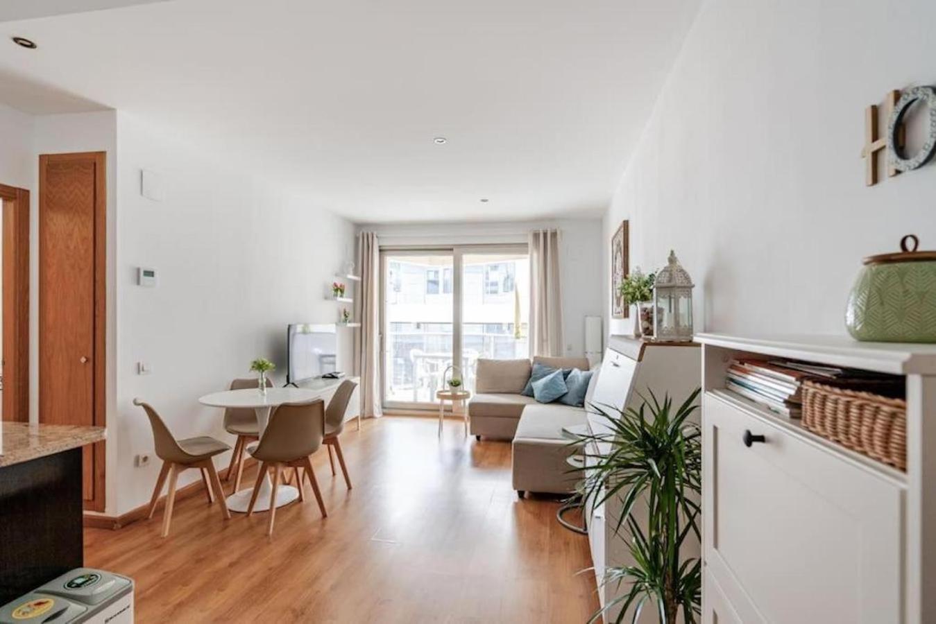 Fivestepstosea - Beach Apartment Valenza Esterno foto